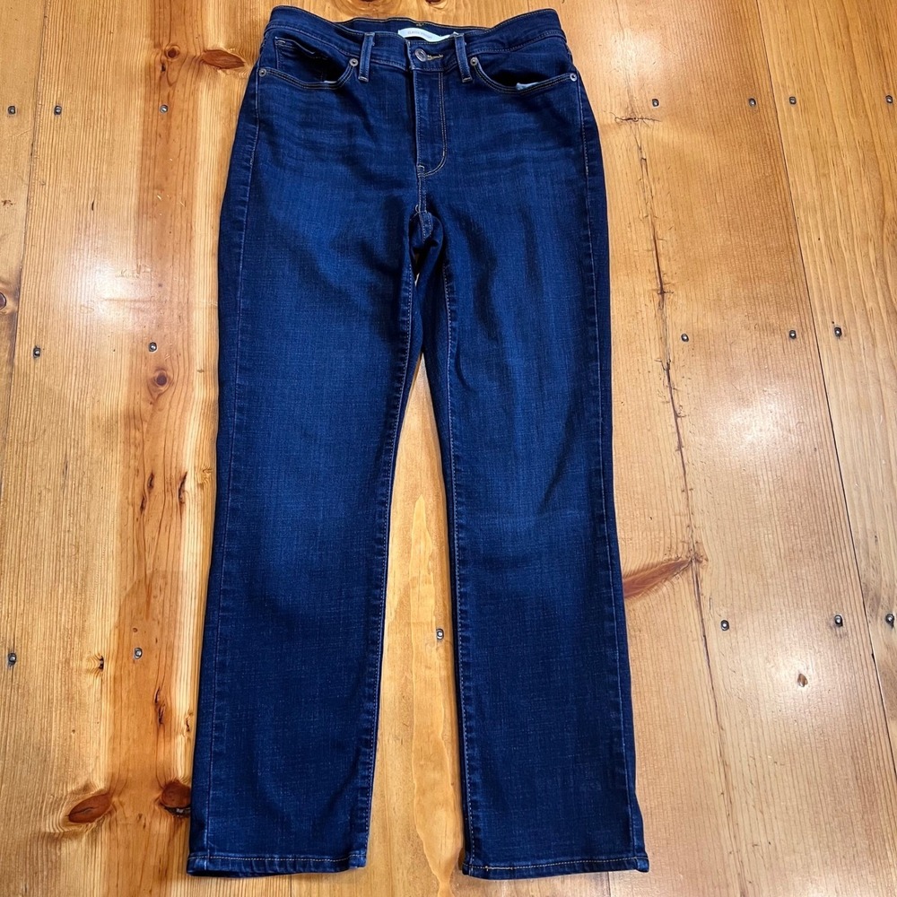 Levis Classic Straight Leg Jeans Womens Size 4 Dark Indigo Blue Stretch A3 - Picture 2 of 8